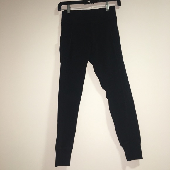 Black Klein Performance Leggings - Picture 4 of 4